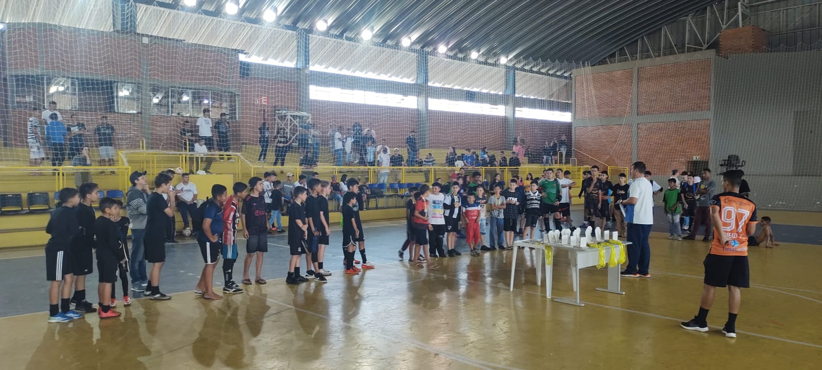 Esporte de Tibagi participa de campeonato regional de futsal - Prefeitura  de Tibagi