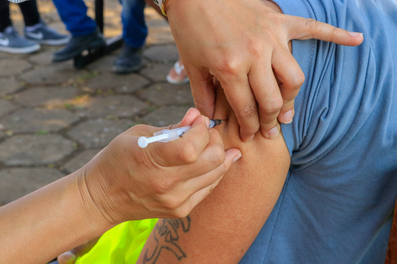 HOJE! Tibagi vacina população com 26 anos completos contra a Covid-19