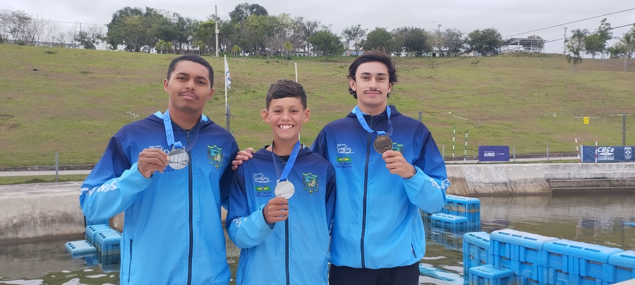 Imagem Notícia: Atletas de Tibagi conquistam três pódios no Campeonato Brasileiro de Canoagem no Rio de Janeiro