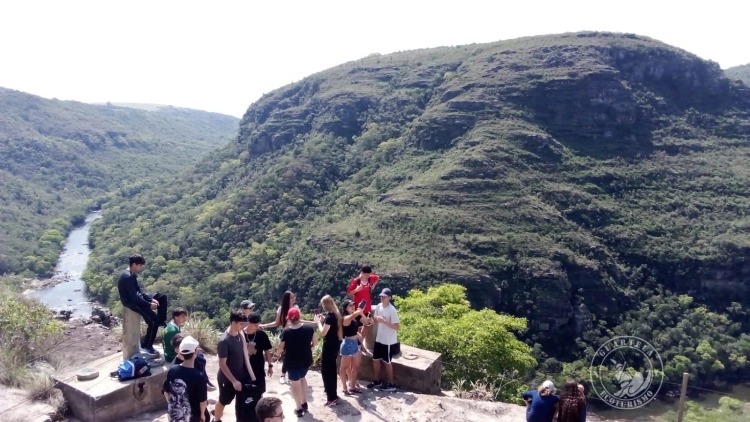 Imagem Notícia: Projeto ambiental leva crianças para vivência educativa no Parque Estadual do Guartelá