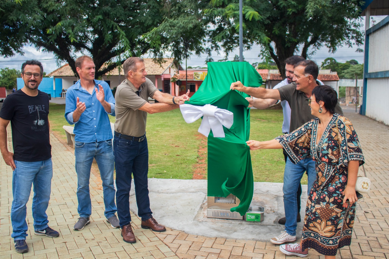 Imagem Notícia: Praça 18 de Março passa a contar com bebedouro em parceria com a Sicredi