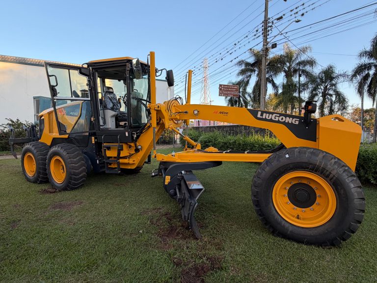 Tibagi reforça frota com nova patrola para ampliar manutenção das estradas rurais